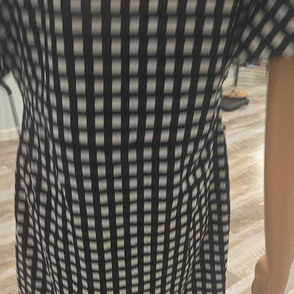 Banana Republic Black and White Checkered Dress - Picture 6 of 8
